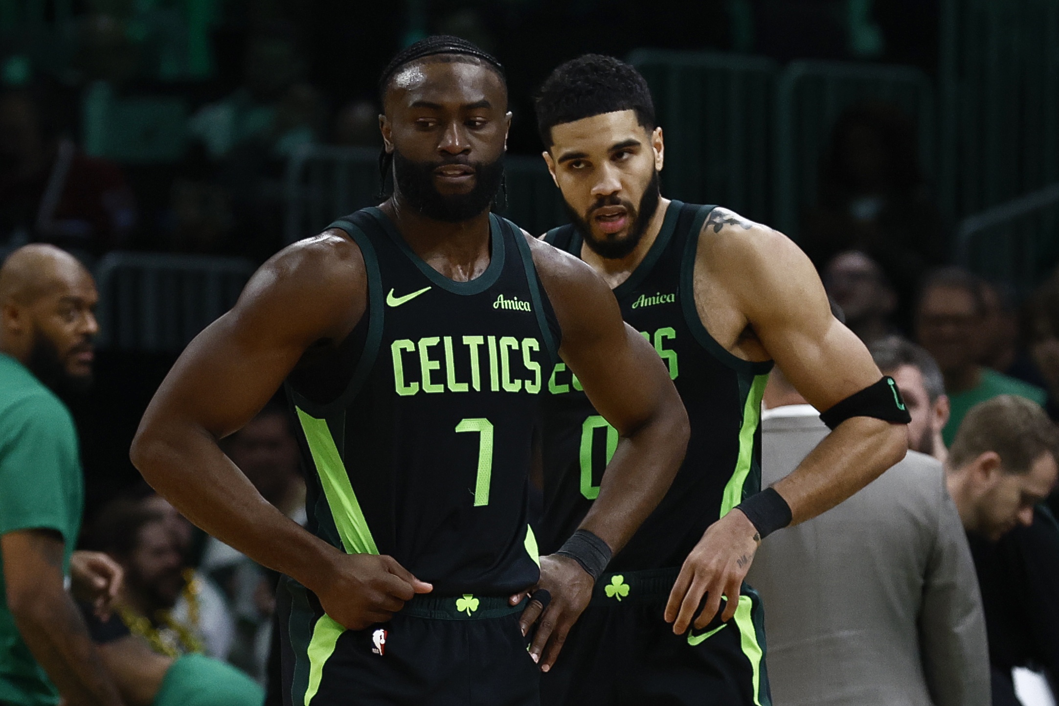 凯尔特人兜售杰伦·布朗：六支潜在下家交易方案评估