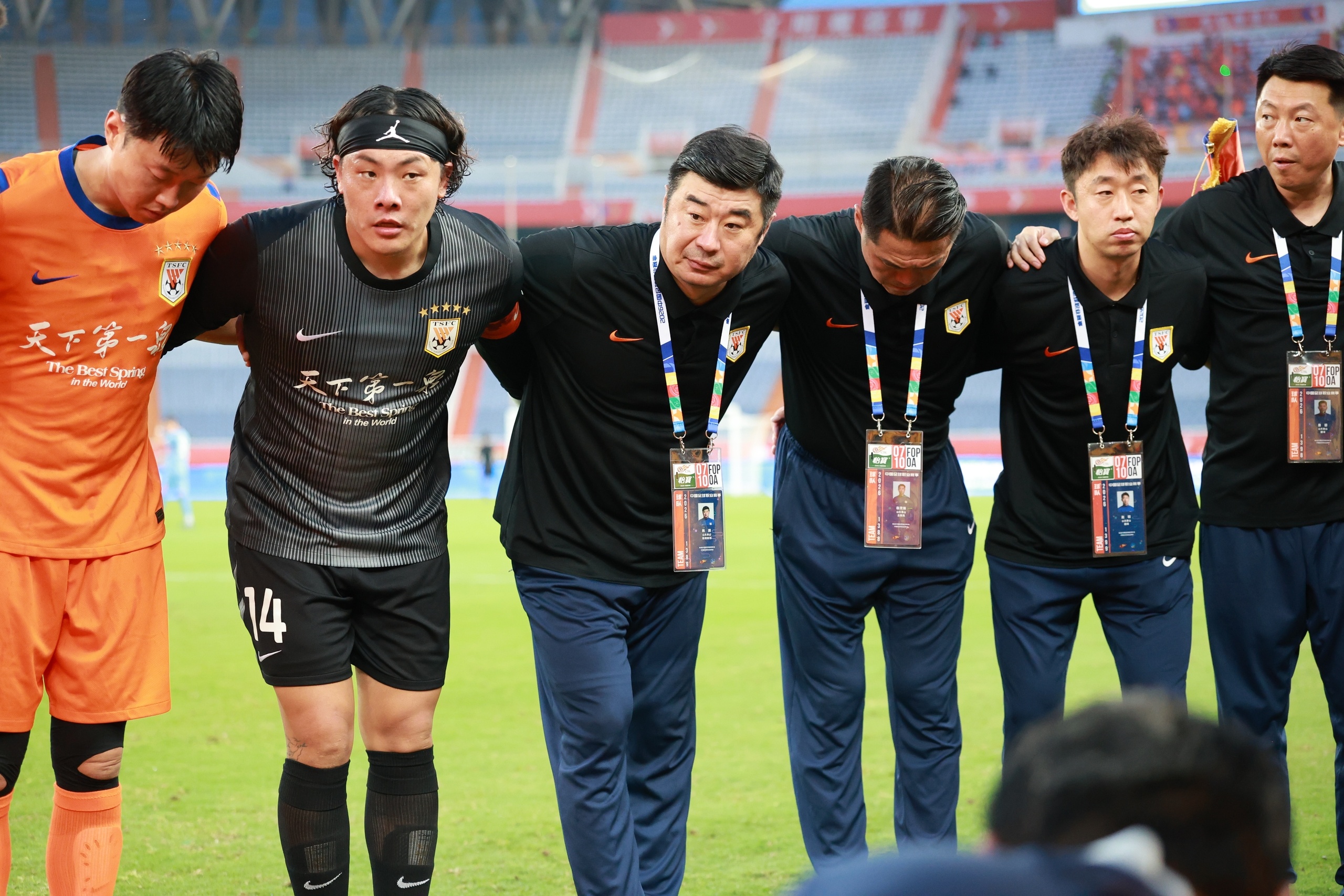 泰山队伤病潮加剧：仅18人+4门将合练 李源一八月复出