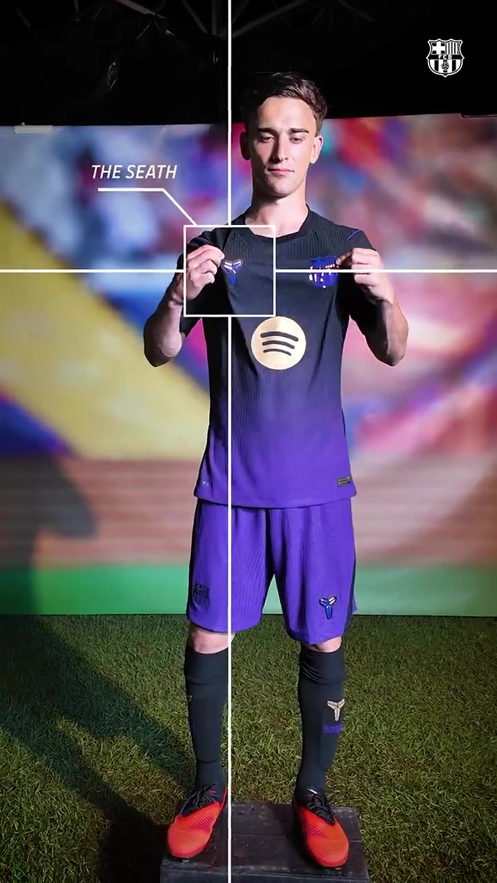 巴萨新赛季客场球衣曝光：黑紫渐变蛇纹，科比特供Logo