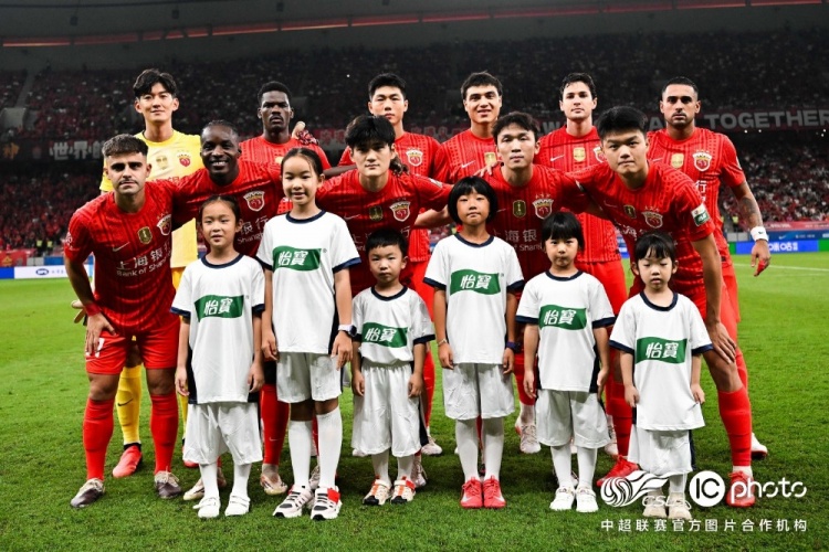 三粒进球被吹 海港主场0-1负泰山