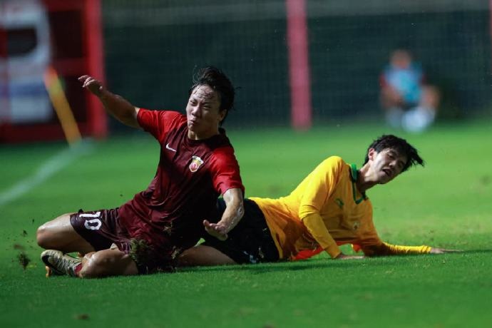 上海海港U20客场逆转国安 锁定B组第二晋级第三阶段